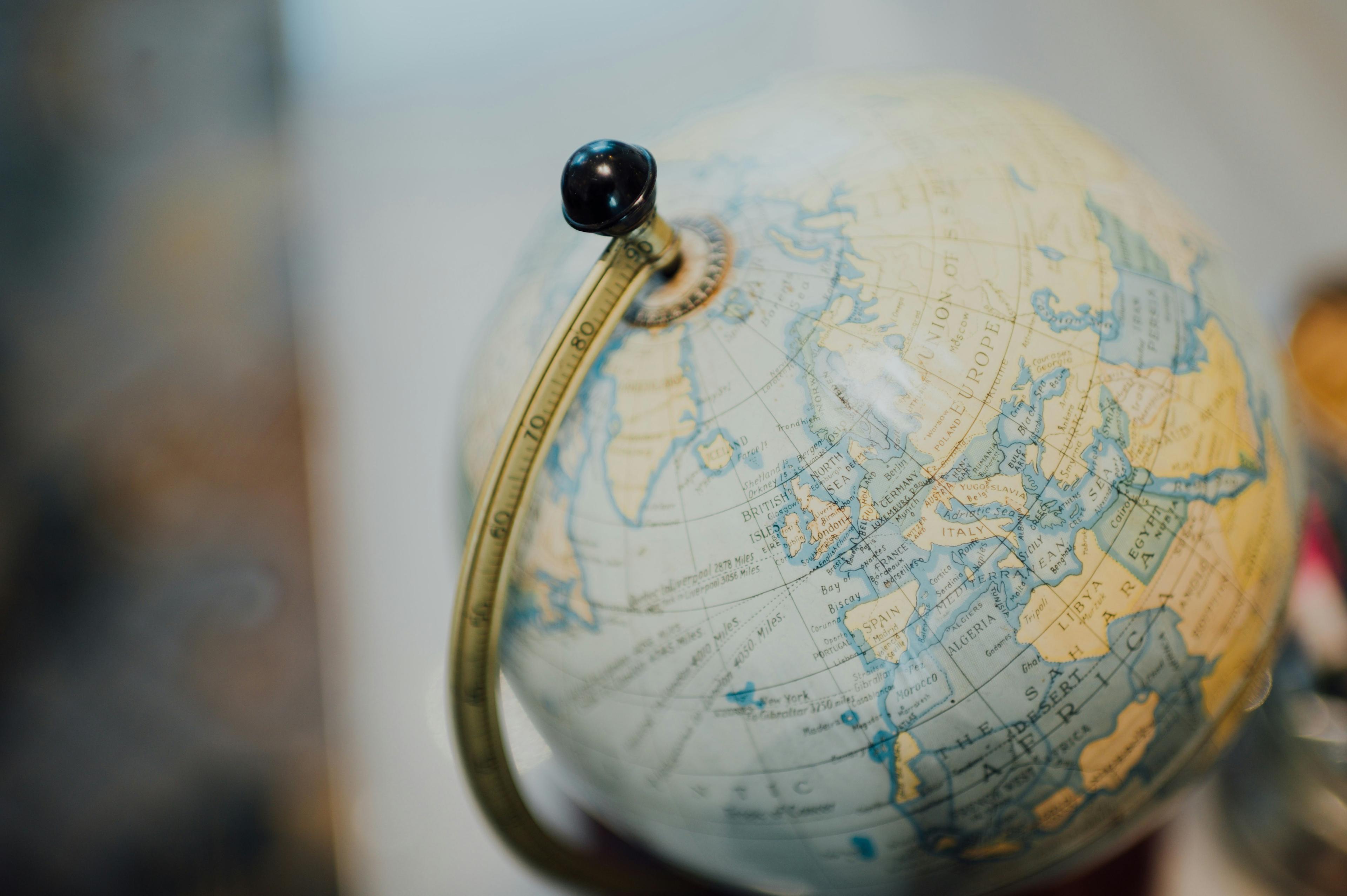 Globe2